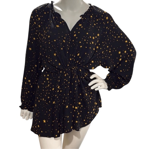 Torrid black gold star Esther peasant top Sz 5 - Picture 1 of 14